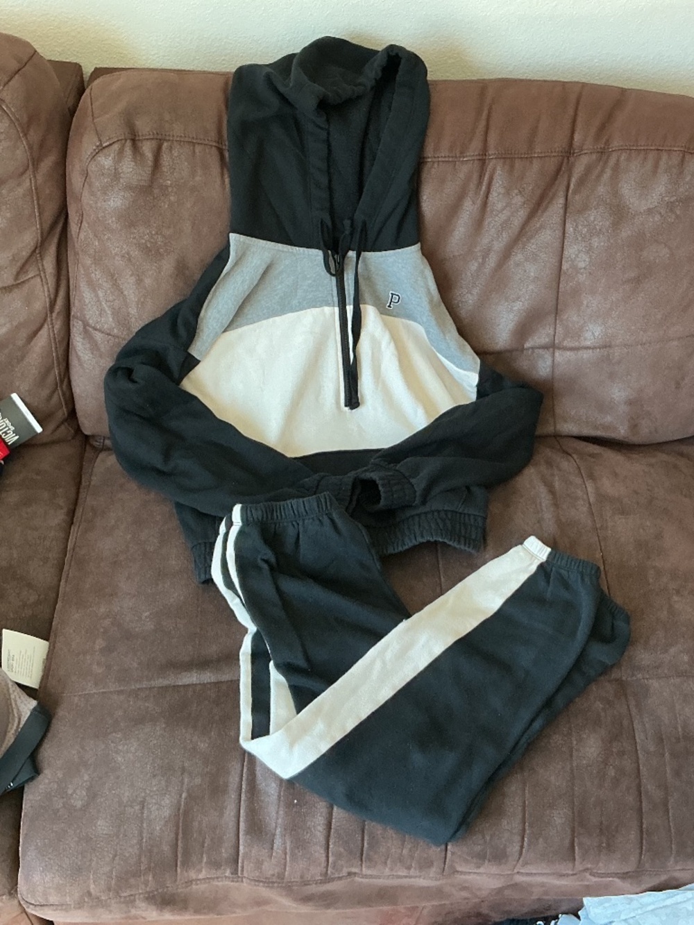 Victoria’s Secret PINK Matching Sweatshirt and Jogger Sweats